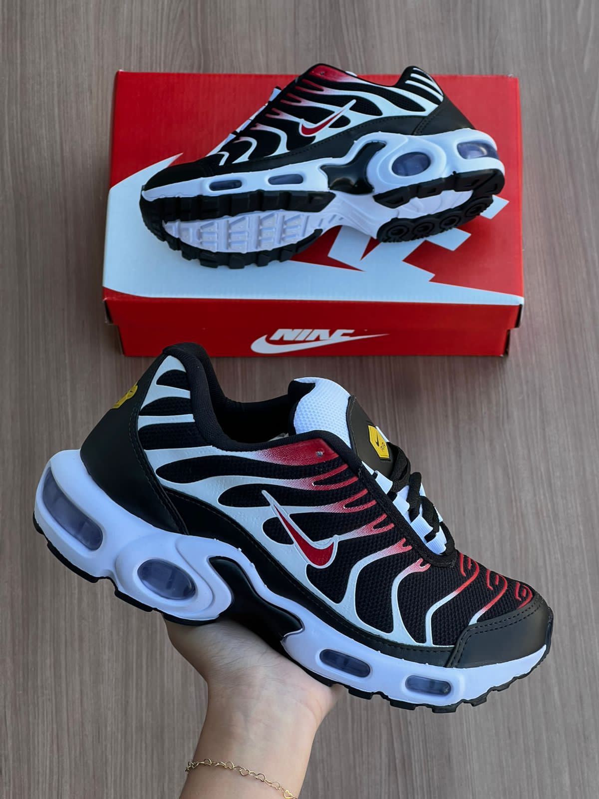 Tenis TN Plus Max Premium